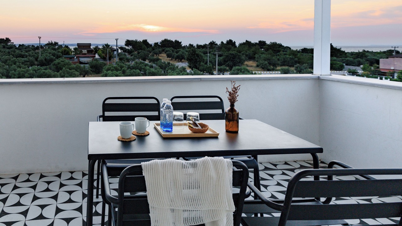 Photo of Patio Balcony in Ezine
