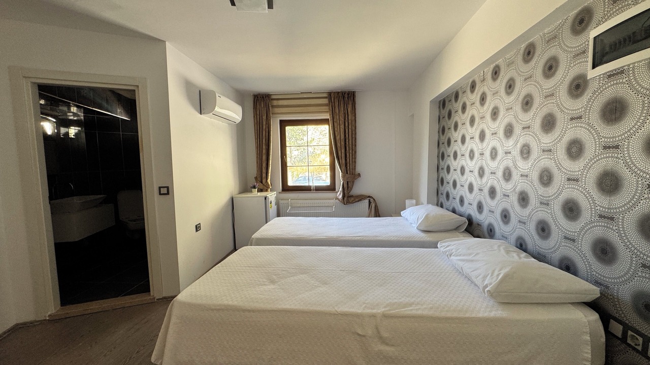 Photo of Bedroom in Karaburun