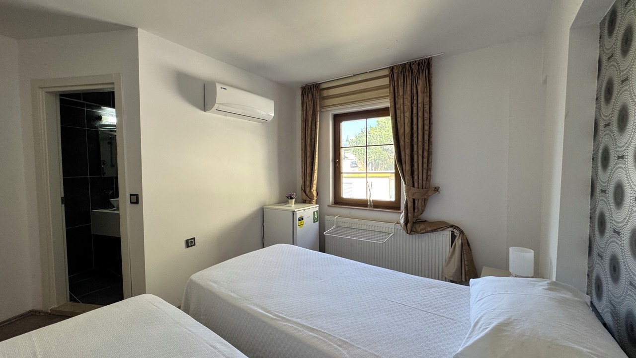 Photo of Bedroom in Karaburun