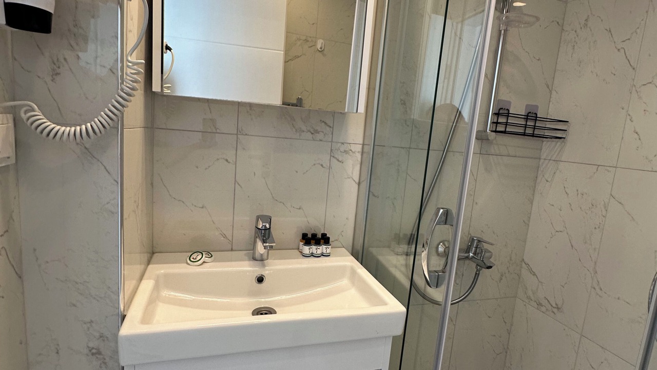 Photo of Bathroom in Ezine