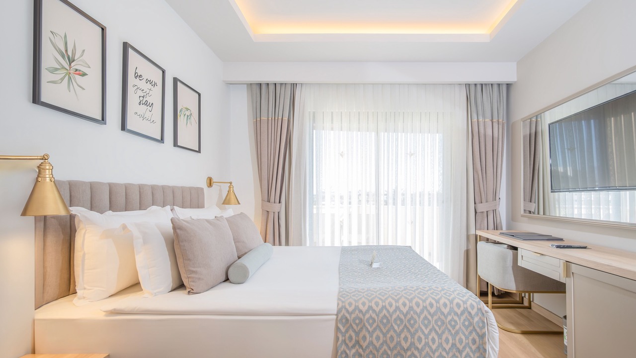Photo of Bedroom in Side