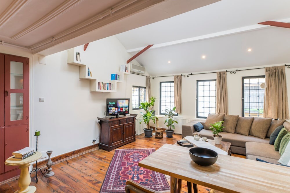 Photo of Livingroom in Cihangir