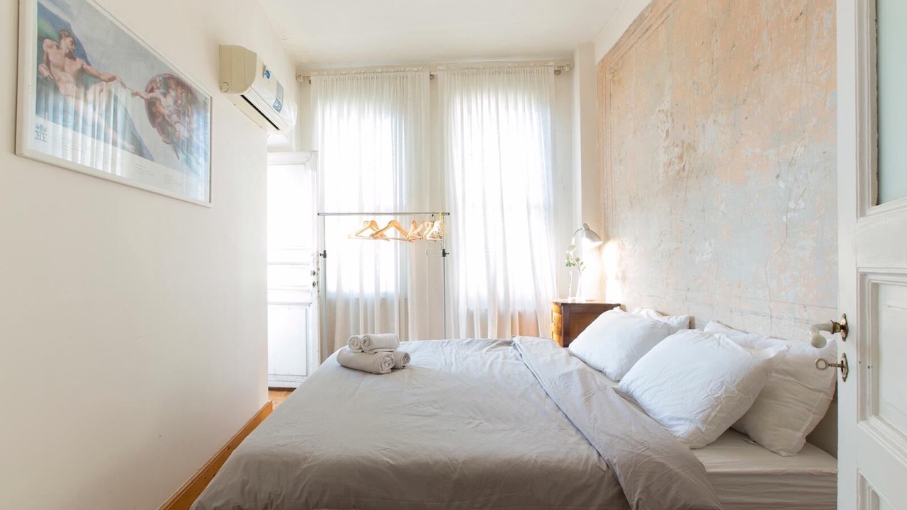 Photo of Bedroom in Galata