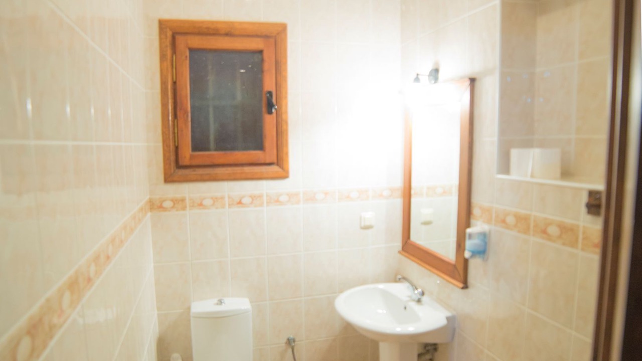 Photo of Bathroom in Islamlar