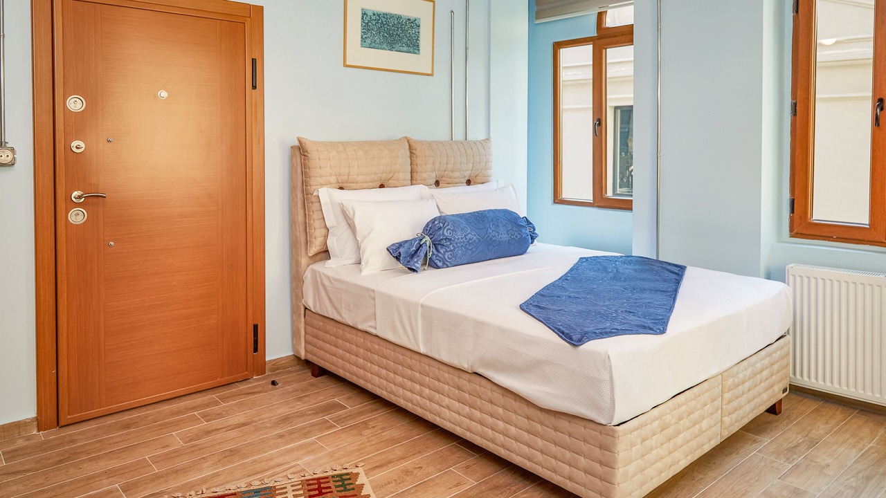 Photo of Bedroom in Galata