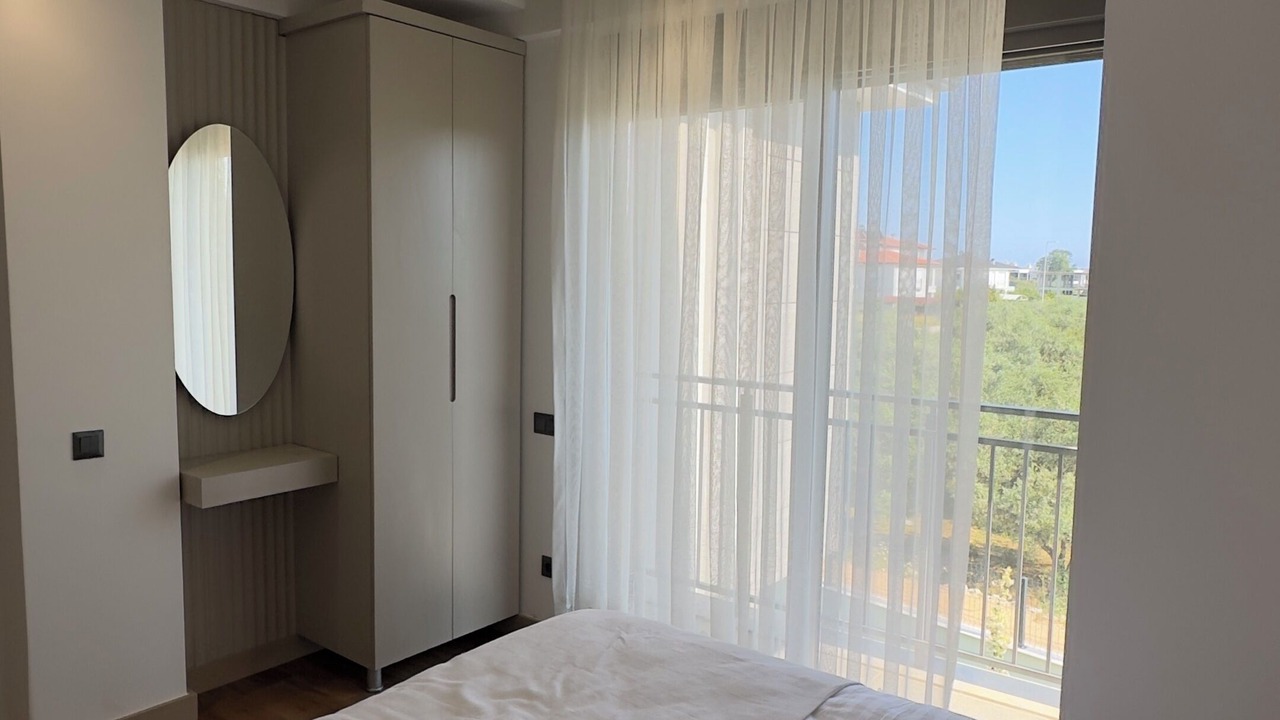 Photo of Bedroom in Side