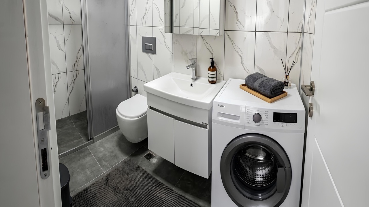 Photo of Bathroom in Demre