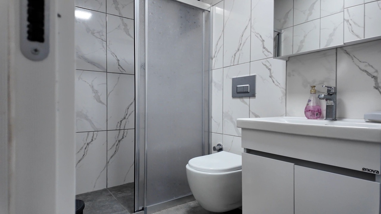 Photo of Bathroom in Demre