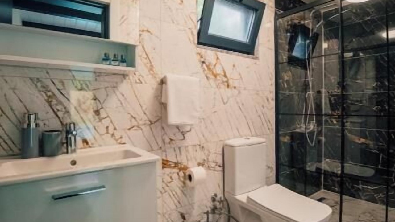 Photo of Bathroom in Yanik