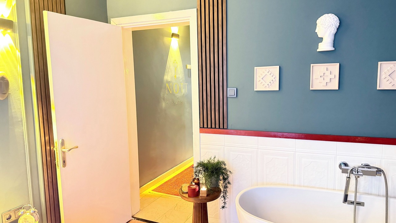 Photo of Bathroom in Cihangir