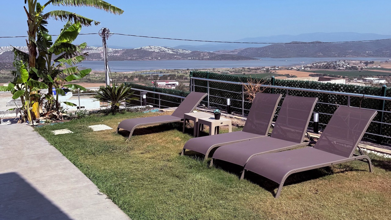 Photo of Patio Balcony in Meselik