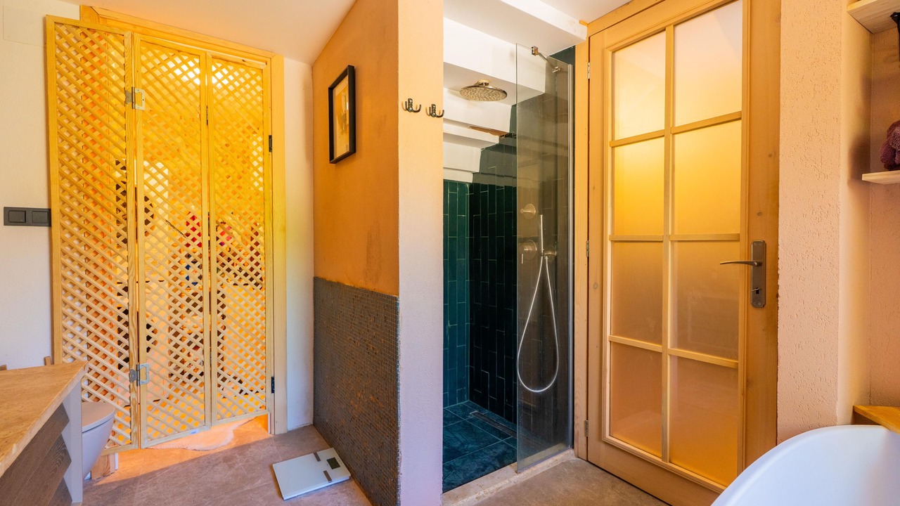 Photo of Bathroom in Guzelbahce