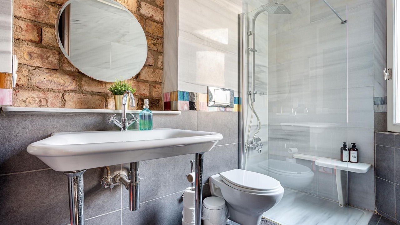 Photo of Bathroom in Galata