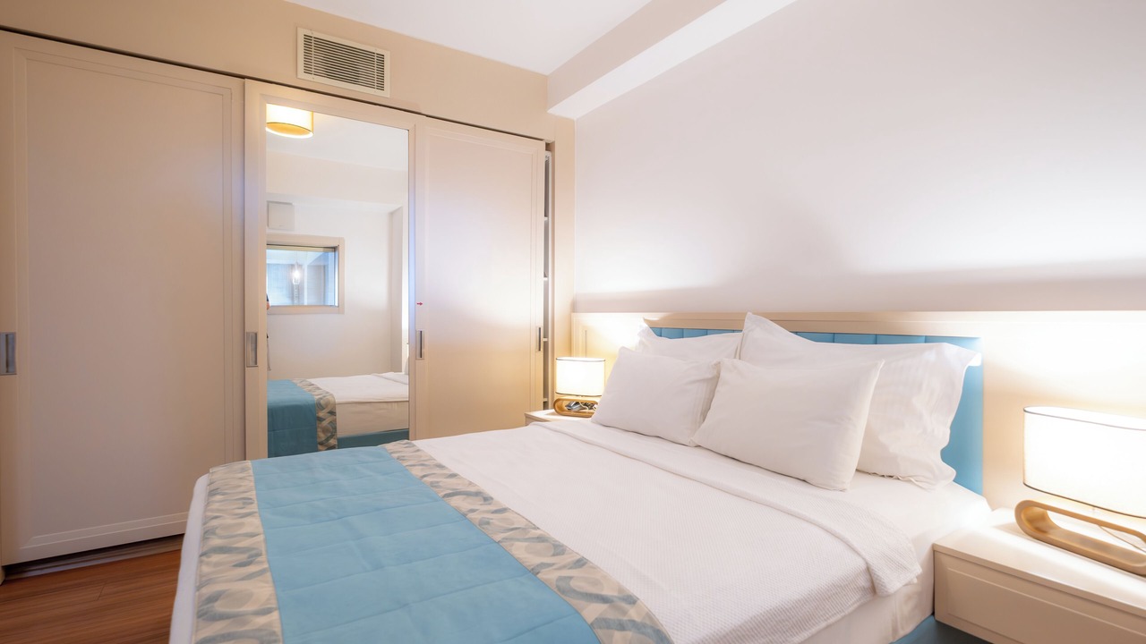 Photo of Bedroom in Izmir City Centre
