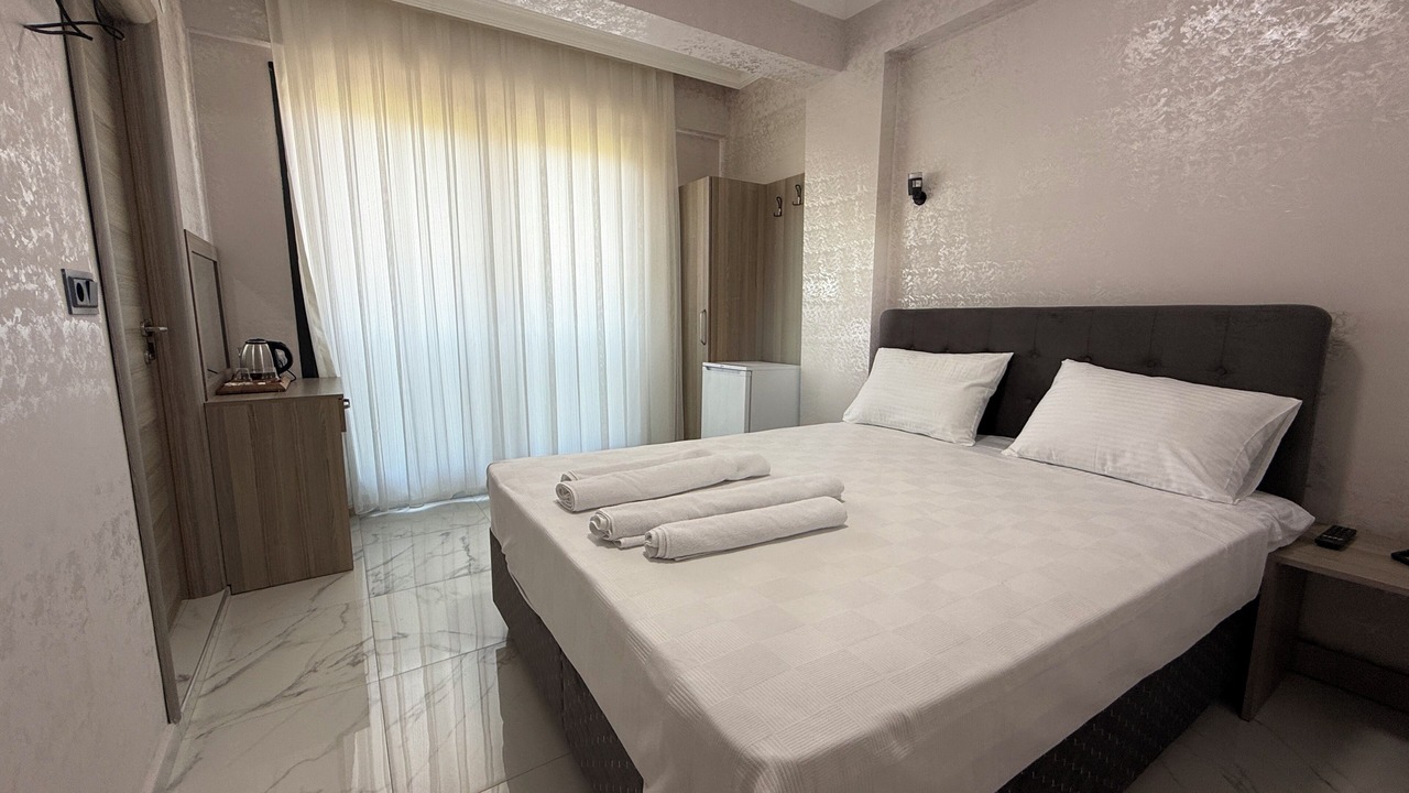 Photo of Bedroom in Ezine