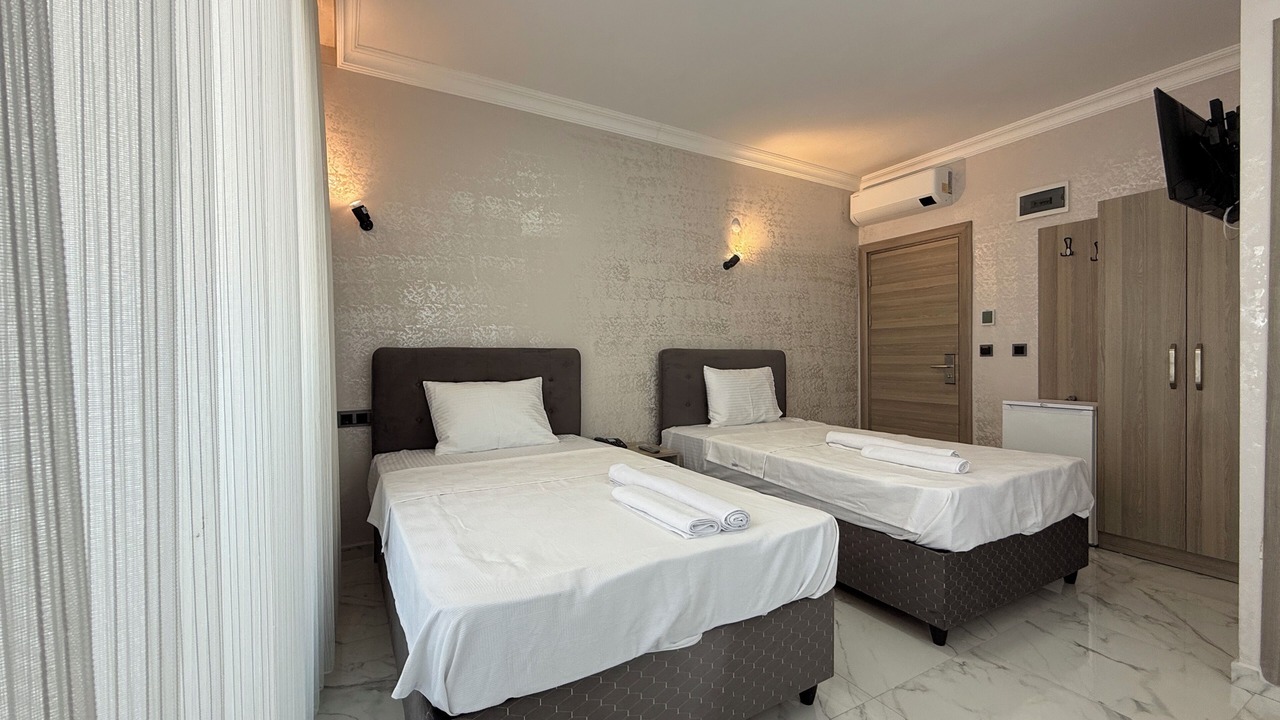 Photo of Bedroom in Ezine