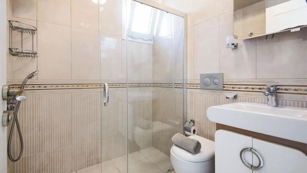 Photo of Bathroom in Keciler