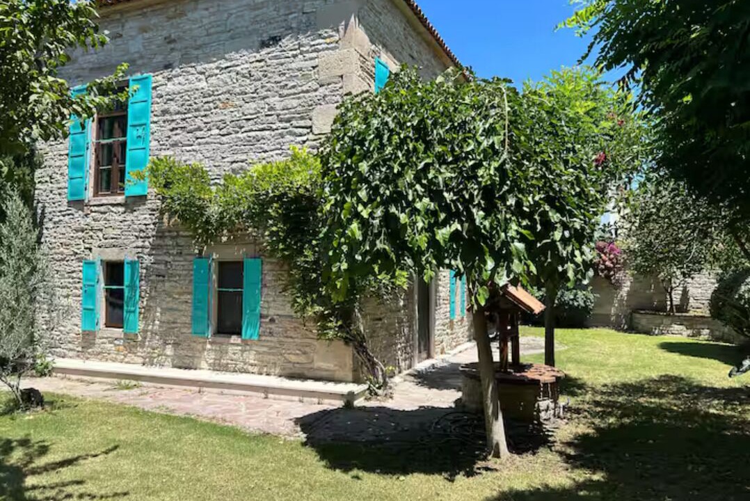 Photo of Outdoor in Yenifoca