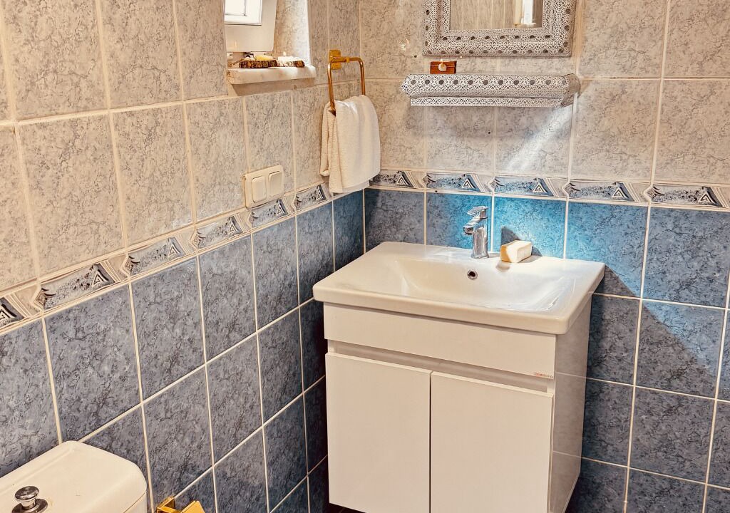 Photo of Bathroom in Gomec
