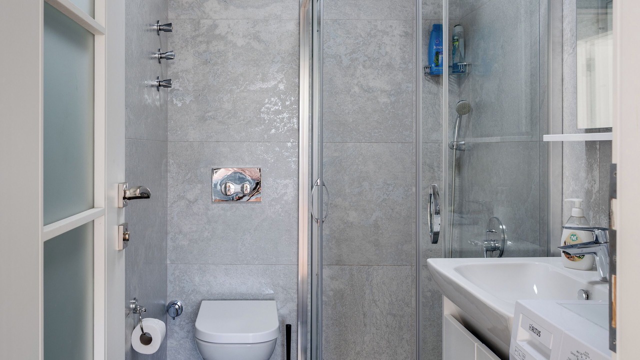 Photo of Bathroom in Karaoz