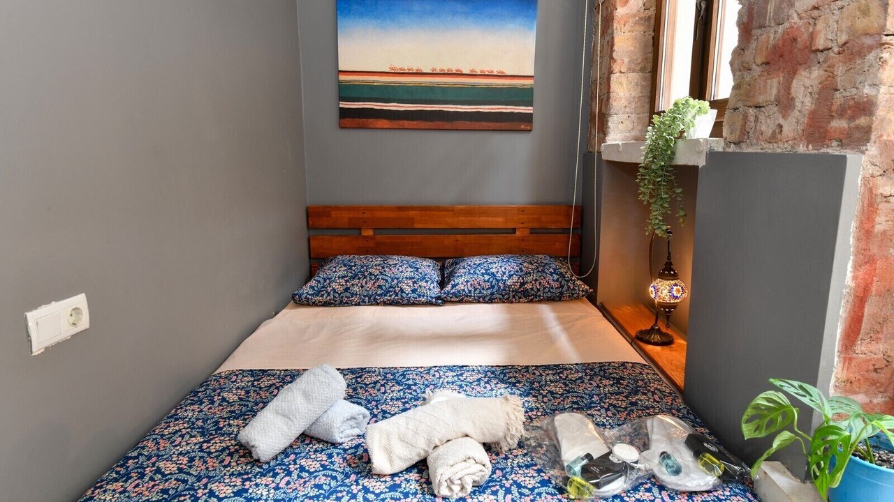 Photo of Bedroom in Galata