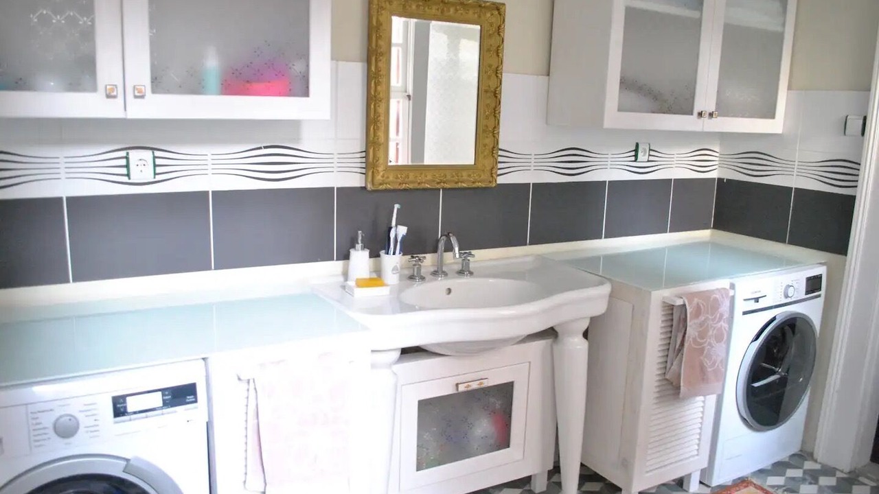 Photo of Bathroom in Old Town