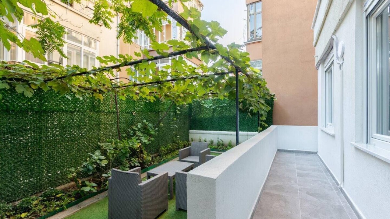 Photo of Patio Balcony in Osmanbey