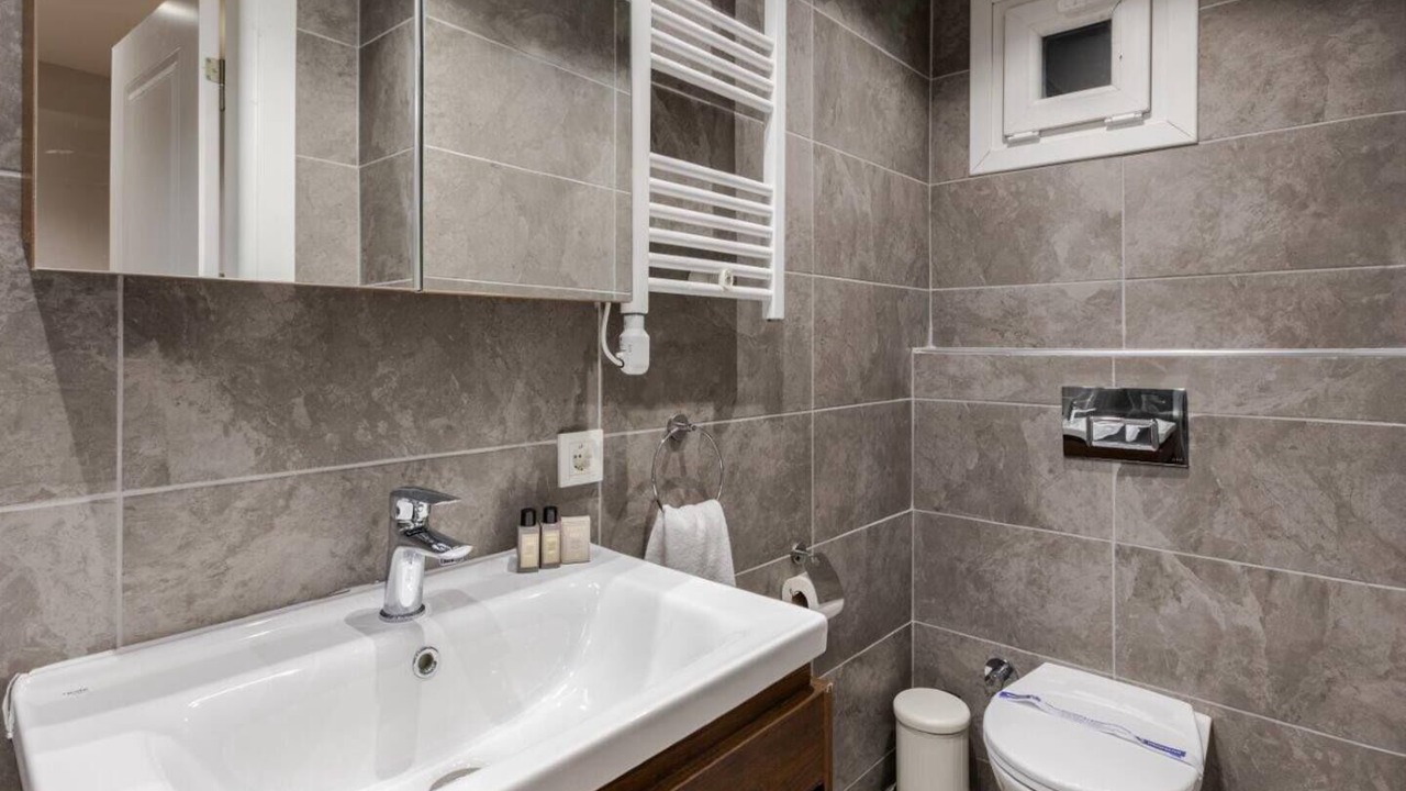 Photo of Bathroom in Osmanbey