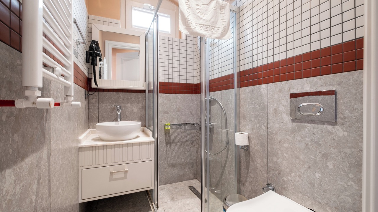 Photo of Bathroom in Galata