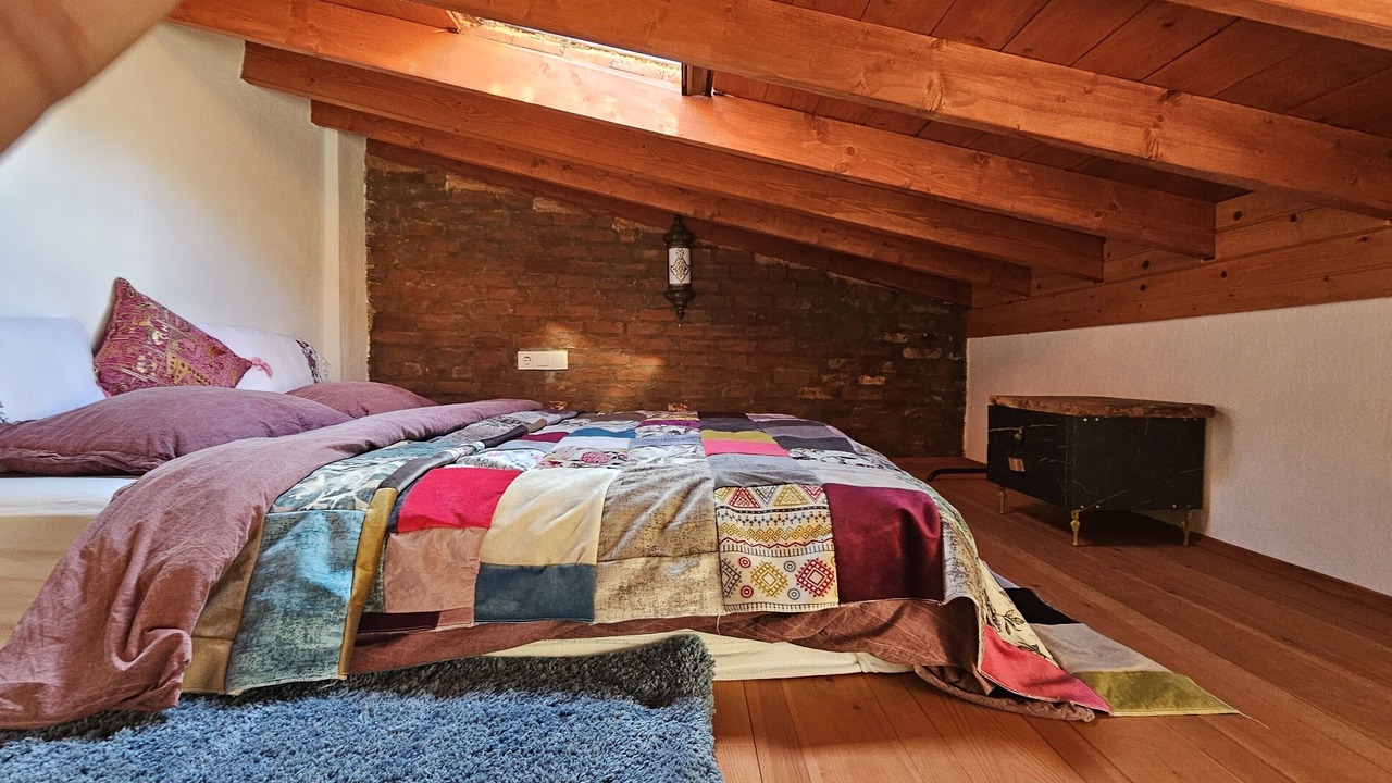 Photo of Bedroom in Birgi