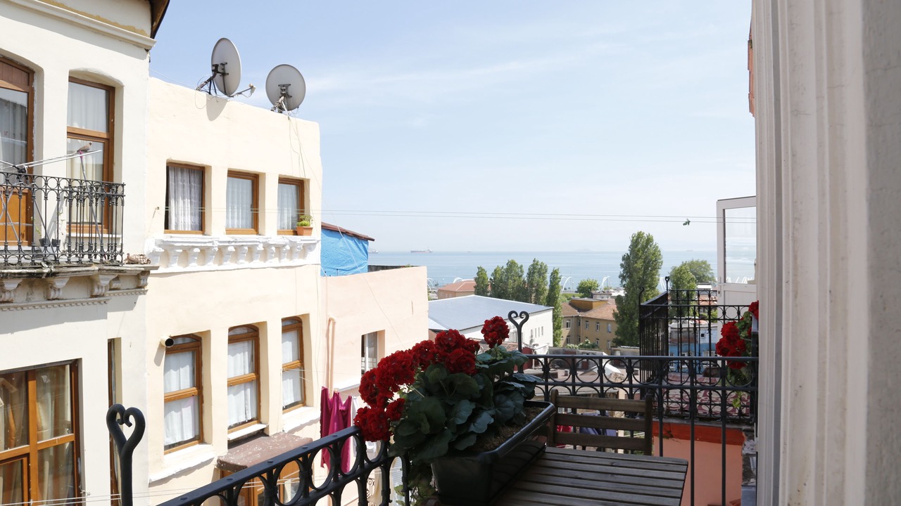 Photo of Patio Balcony in Old City