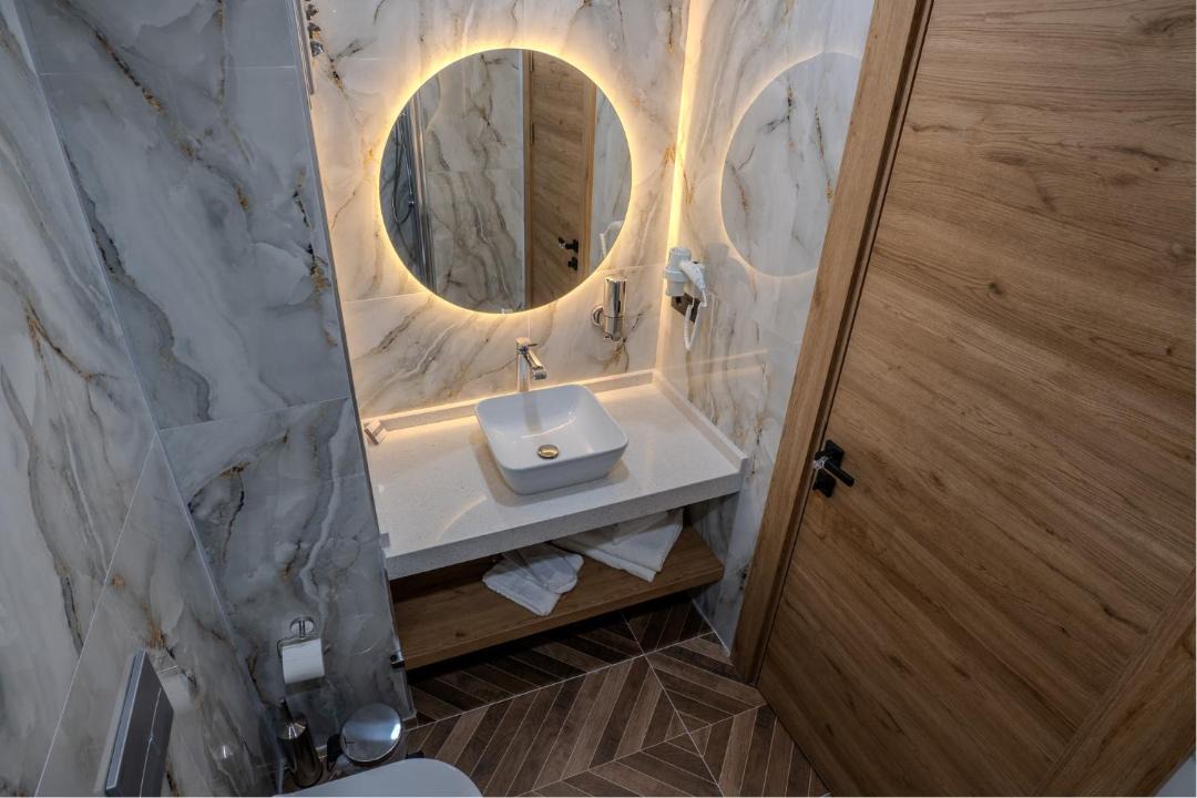 Photo of Bathroom in Yomra