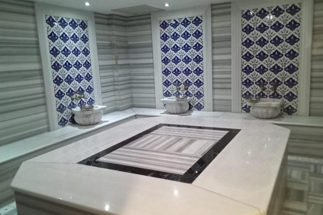 Photo of Bathroom in Batman