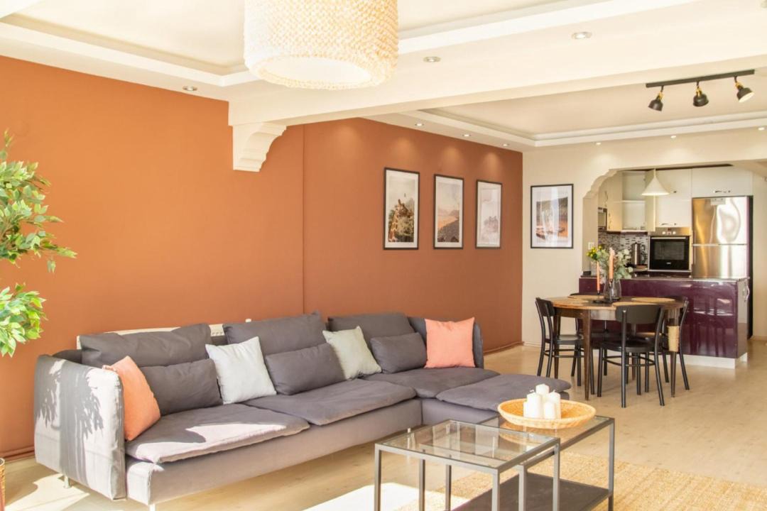 Photo of Livingroom in Bostanlı Mahallesi