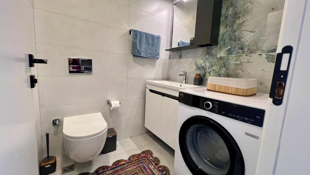 Photo of Bathroom in Seki