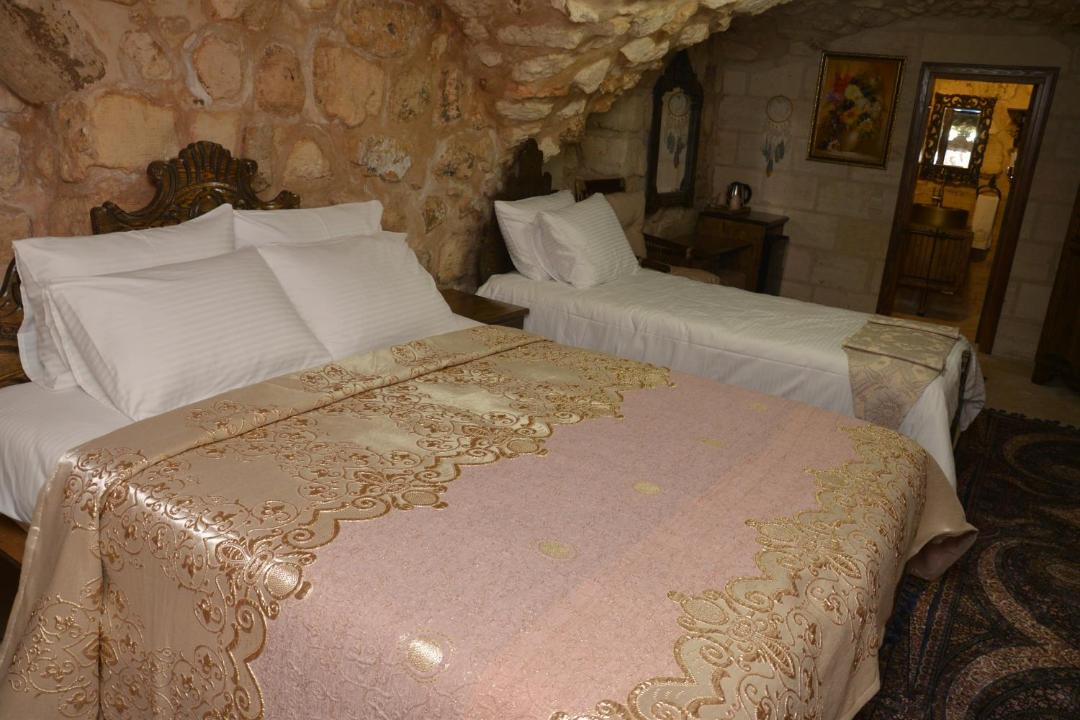 Photo of Bedroom in Midyat