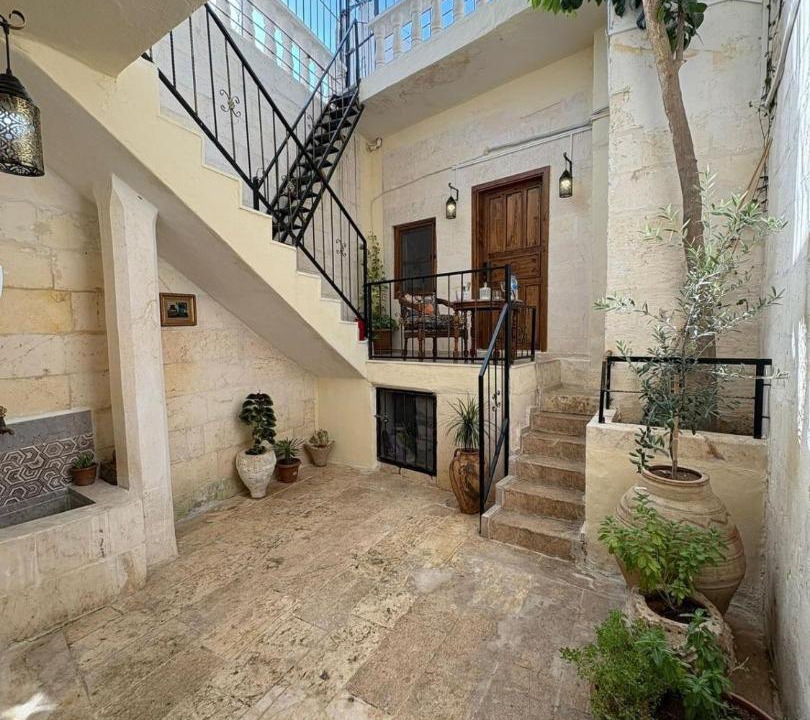 Photo of Patio Balcony in Eyyubiye