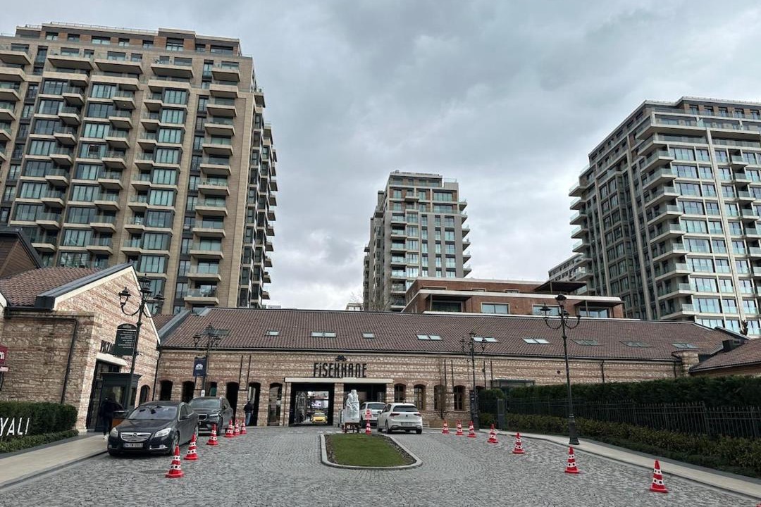 Photo of Buildings in Zeytinburnu