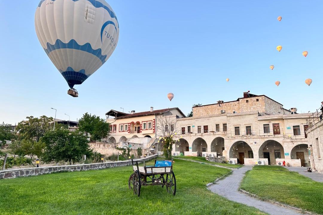 Photo of Others in Cavusin