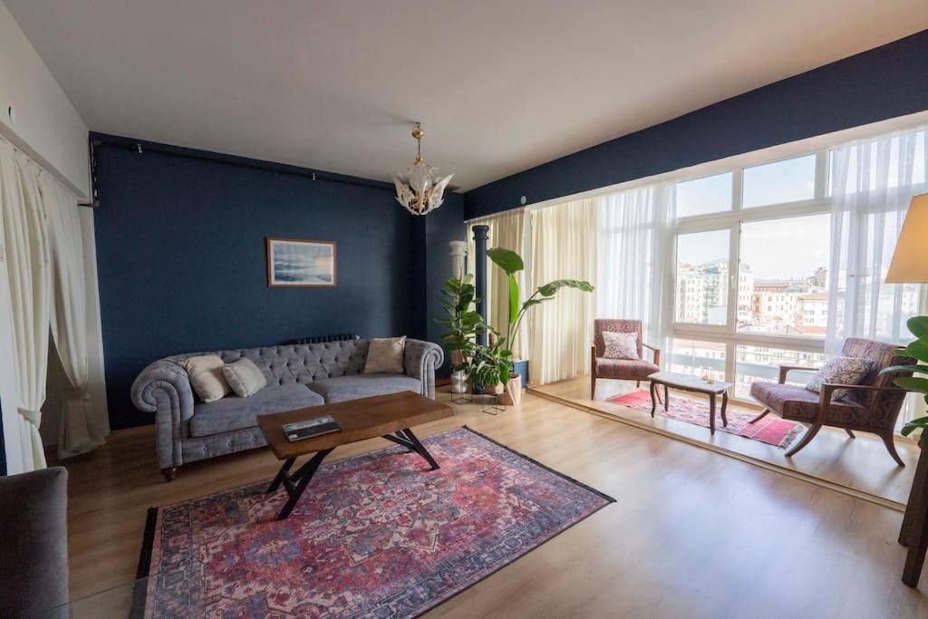 Photo of Livingroom in Cihangir