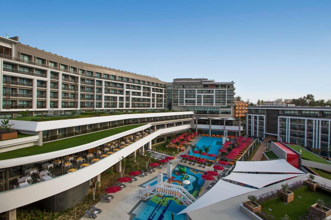 Photo of Others in Side