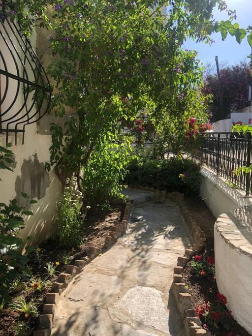 Photo of Patio Balcony in Golturkbuku