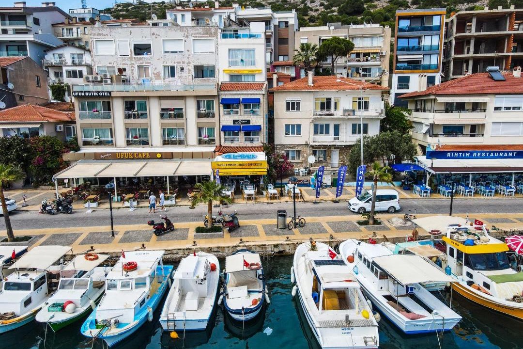 Photo of Others in Cesme