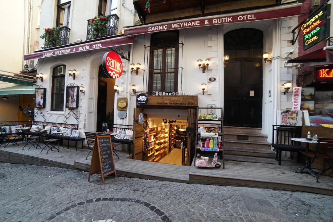 Photo of Others in Moda