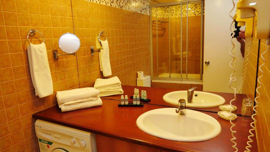 Photo of Bathroom in Kaynarca