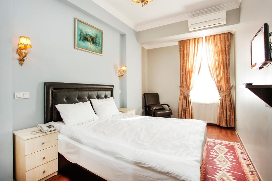 Photo of Bedroom in Taksim
