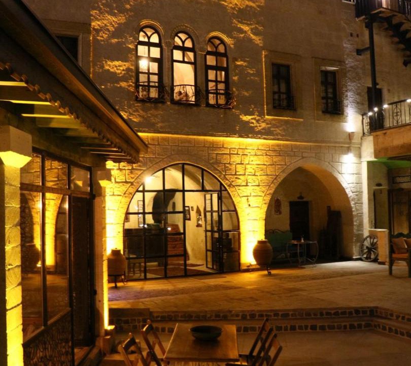 Photo of Others in Cavusin