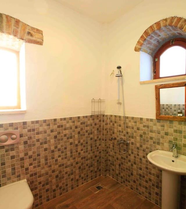Photo of Bathroom in Kemer Mahallesi