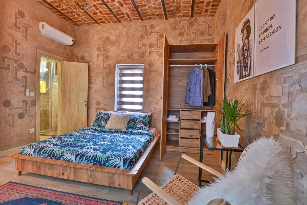 Photo of Bedroom in Pera
