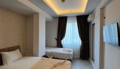 Classic Twin Room